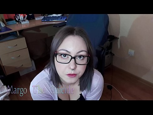 ❤️ Sexy meisie met bril suig dildo diep op kamera ❌ Gehaltepornografie by ons